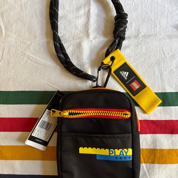 Adidas X Lego Classic Steel Metal Water Bottle AND pouch bag. NEW with TAGS. - Picture 4 of 4